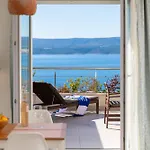 Jolara With Heated Pool ميميتسا