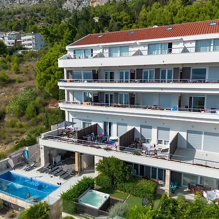 شقة Jolara With Heated Pool